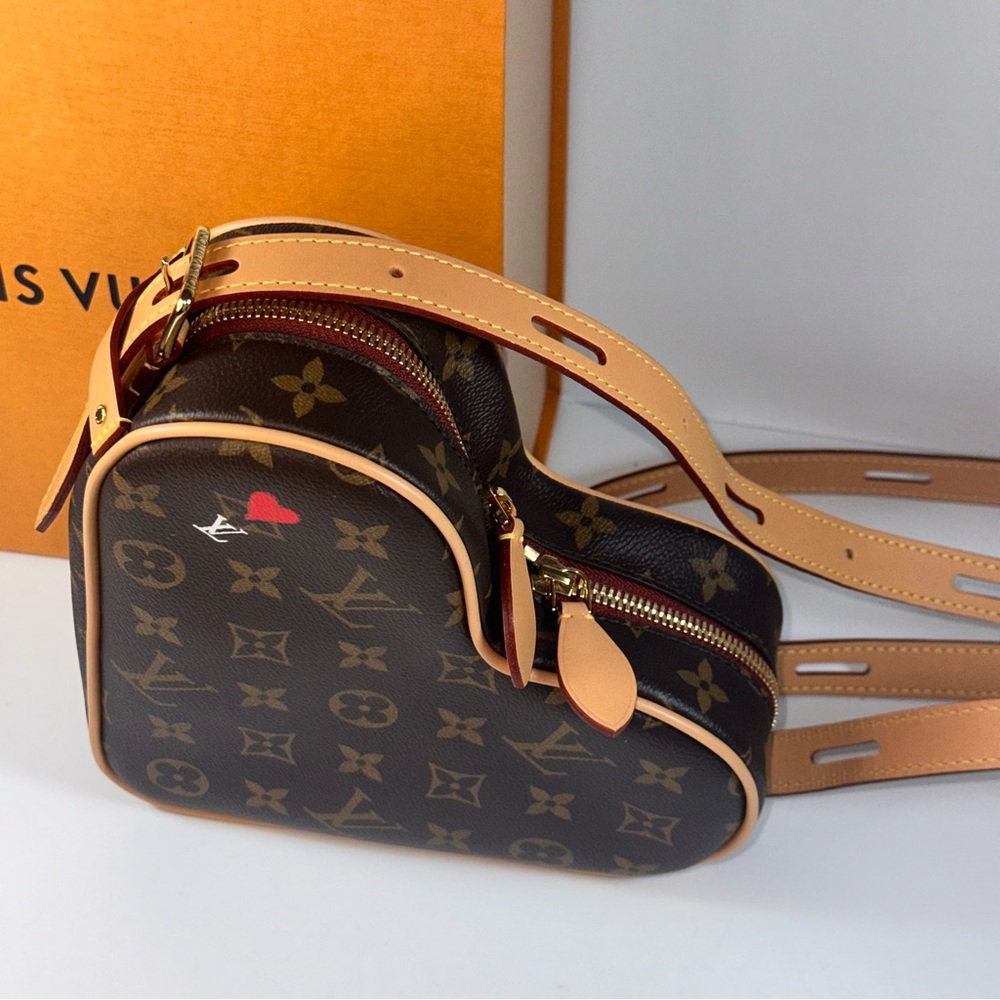 Louis Vuitton Monogram Game On Coeur Heart Bag - Picture 4 of 16